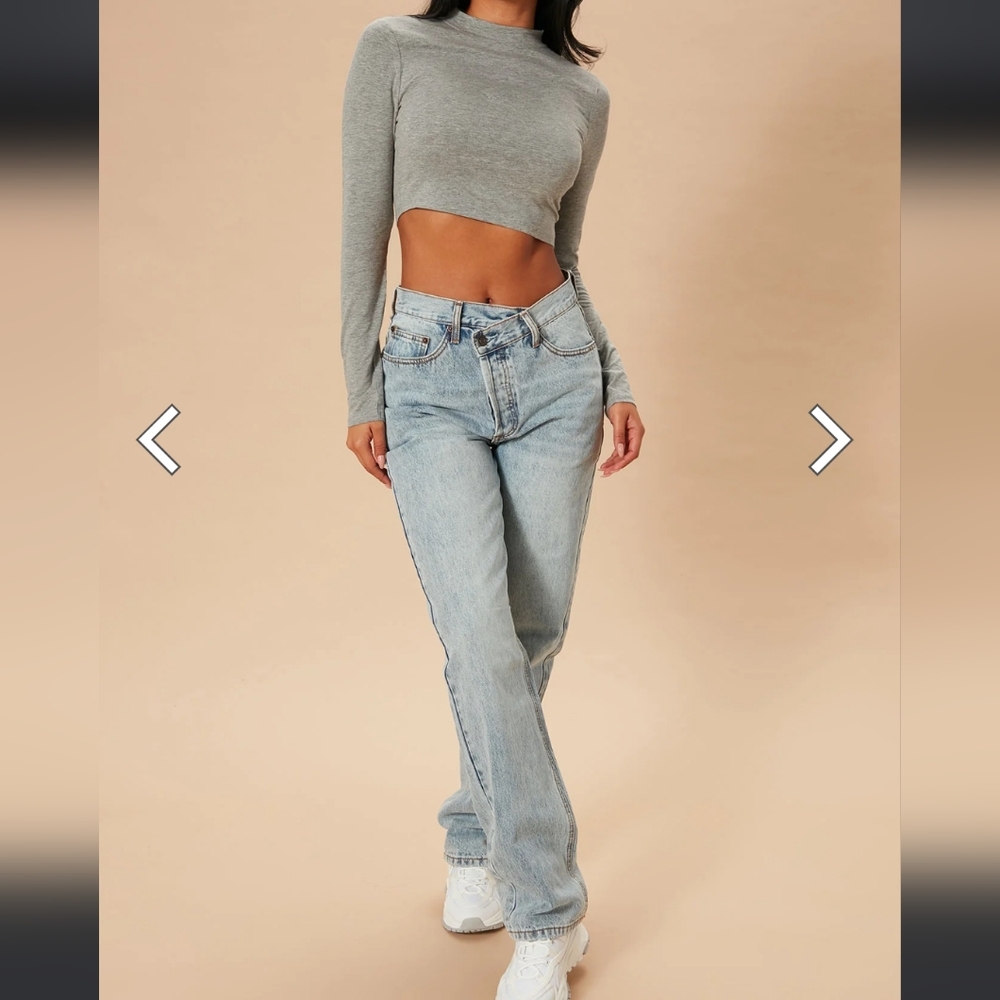 Fashion Nova Tall Crossover Straight Leg Jeans size 9  /  30x35 - Picture 4 of 16